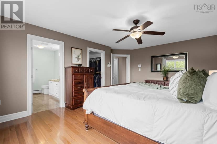 204 Southgate Drive — photo 30 of 40