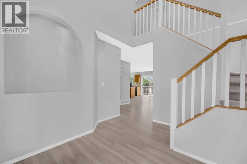171 Willowbrook Drive NW, Airdrie, photo 6