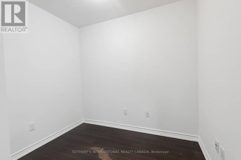 602 - 386 Yonge Street — photo 25 of 27