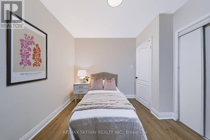 10 Rexway Drive — photo 16 of 40