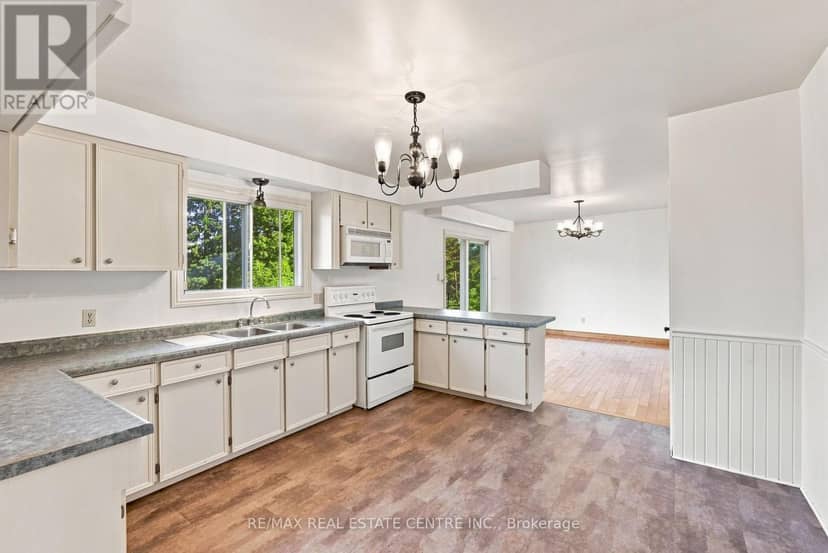 26 Maplewood Drive — photo 12 of 37
