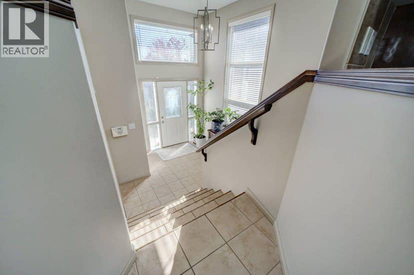 442 Gateway Crescent S — photo 27 of 40
