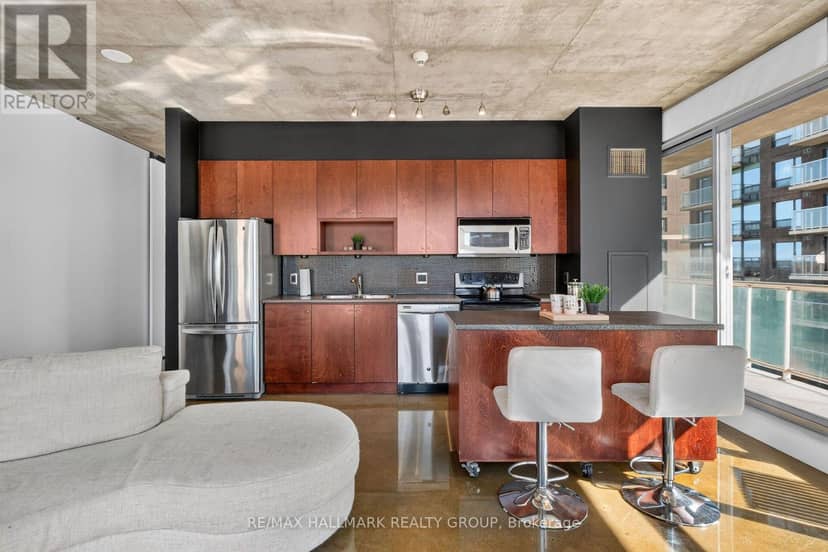 1206 - 179 George Street — photo 27 of 40
