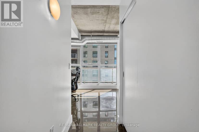 1206 - 179 George Street — photo 35 of 40