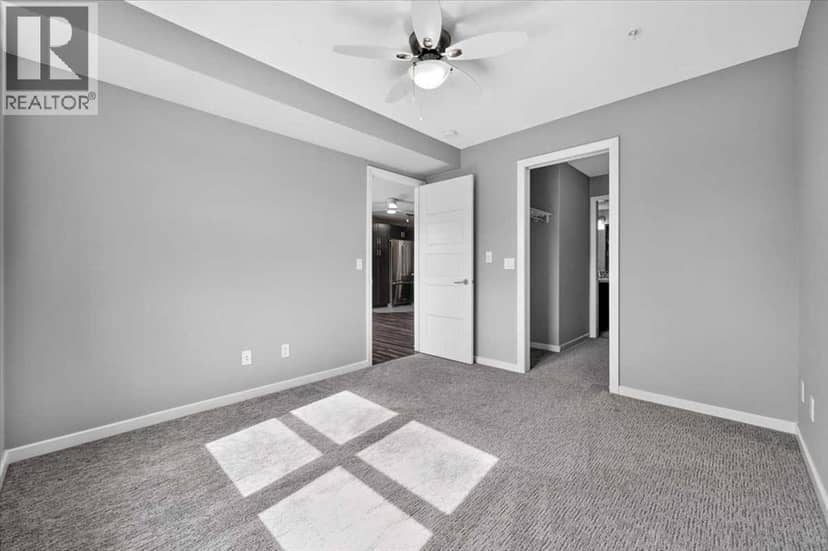 2308, 10 Market Boulevard SE — photo 26 of 40