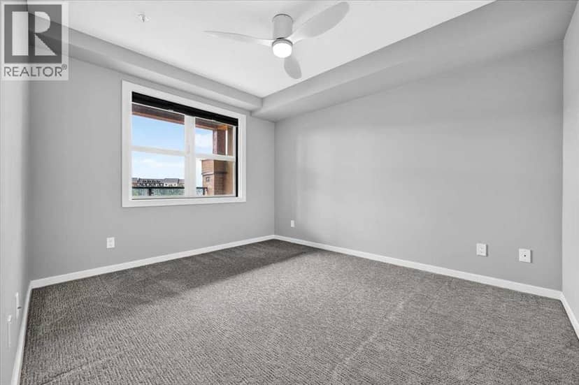 2308, 10 Market Boulevard SE — photo 16 of 40