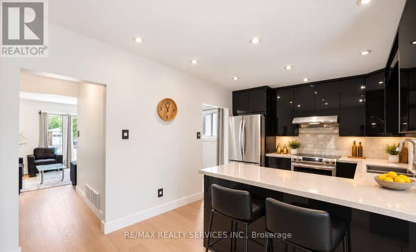 41 Brookland Drive — photo 8 of 29