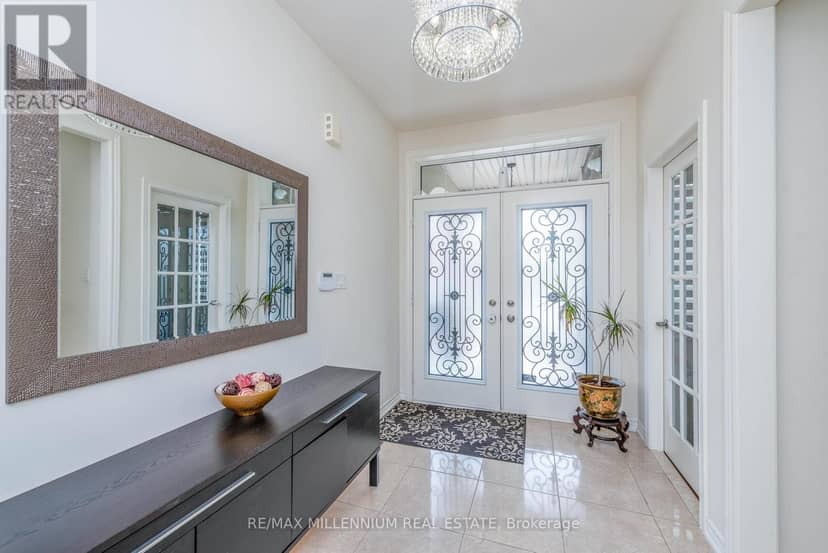 12 Elderbridge Road, Brampton, photo 4