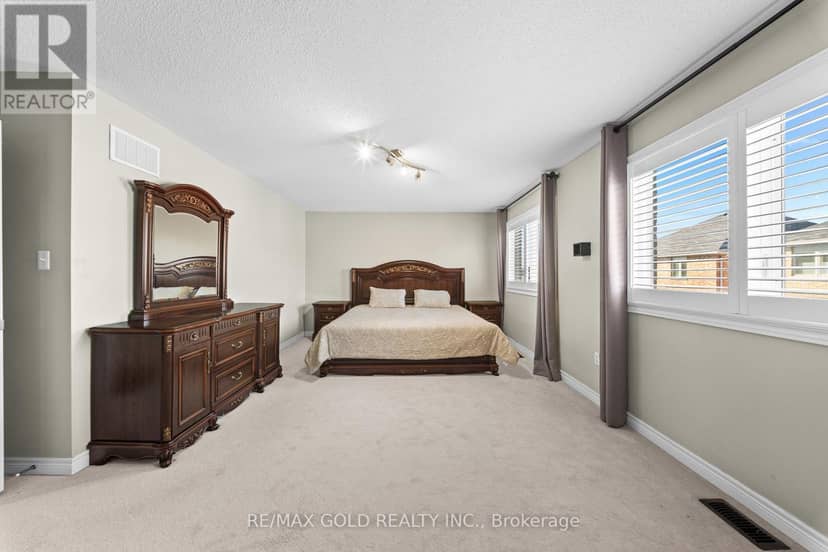 11 Clearfield Drive — photo 15 of 30