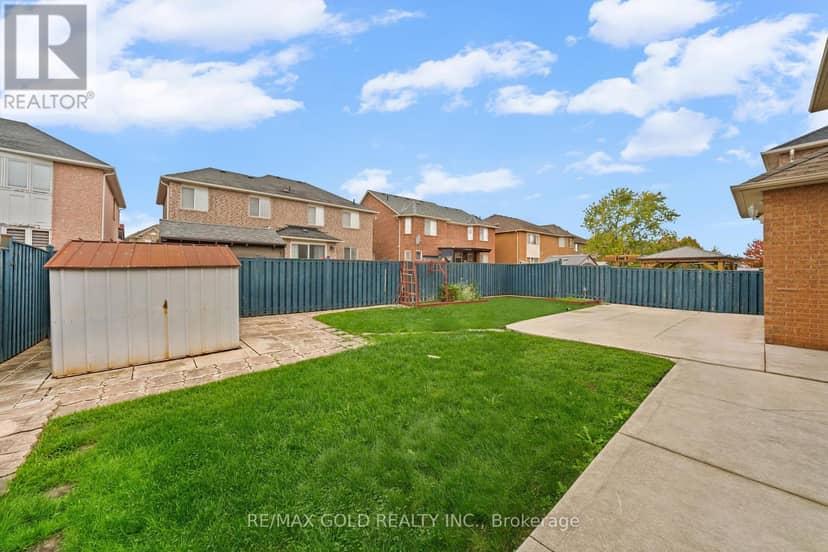 28 Latania Boulevard — photo 38 of 40