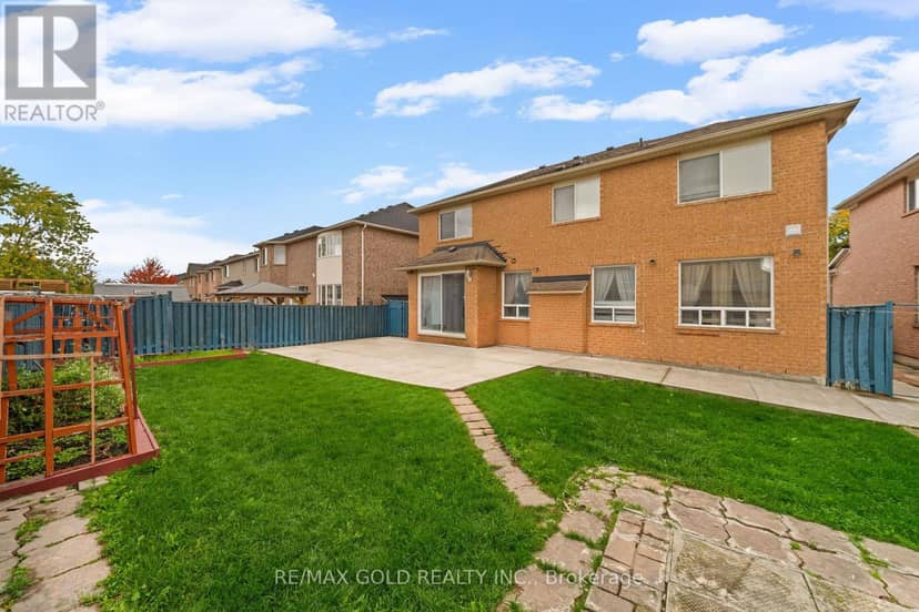 28 Latania Boulevard — photo 39 of 40