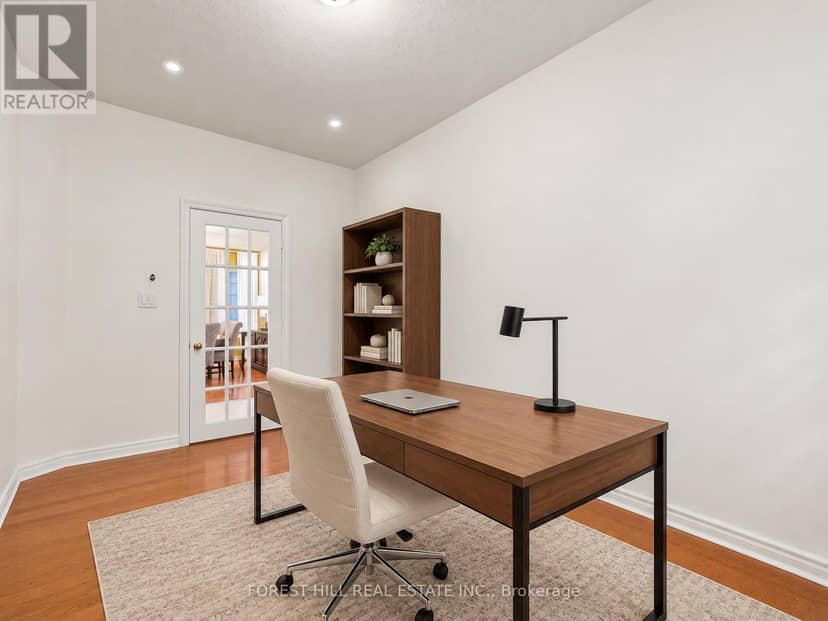 3473 Aquinas Avenue — photo 18 of 40