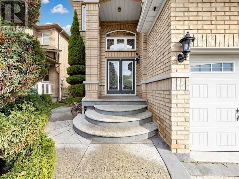 3473 Aquinas Avenue, Mississauga, photo 2