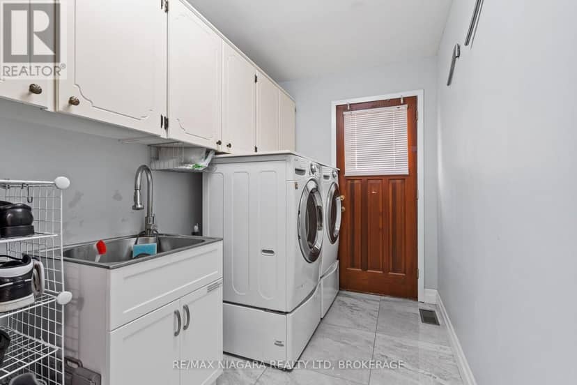 31 Jessica Drive — photo 14 of 32