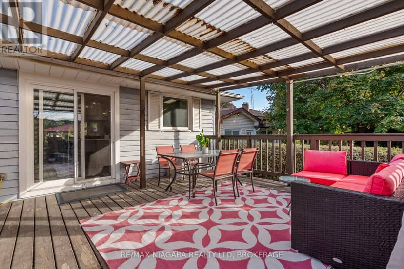 31 Jessica Drive — photo 26 of 32