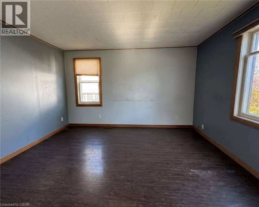 233 TALBOT Street, Courtland, photo 6