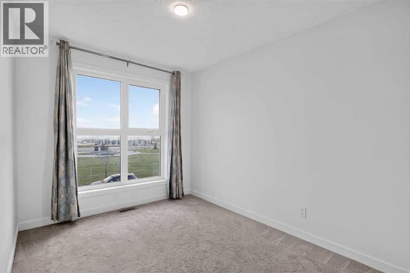 83 Savanna Park NE — photo 19 of 35
