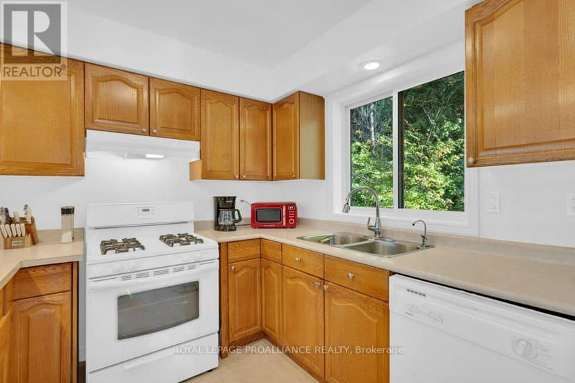 1018C Leisure Lane — photo 11 of 40