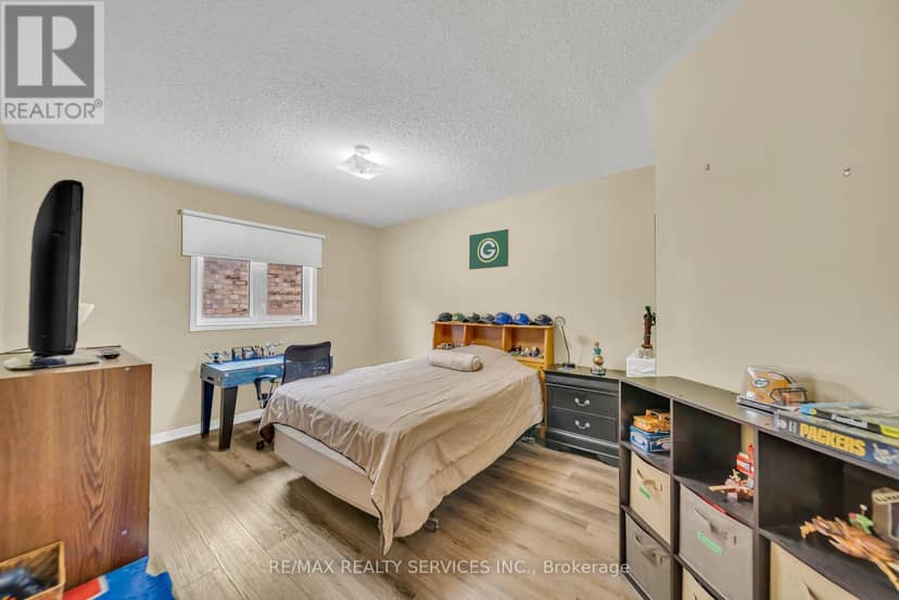 82 Dunvegan Crescent — photo 30 of 40