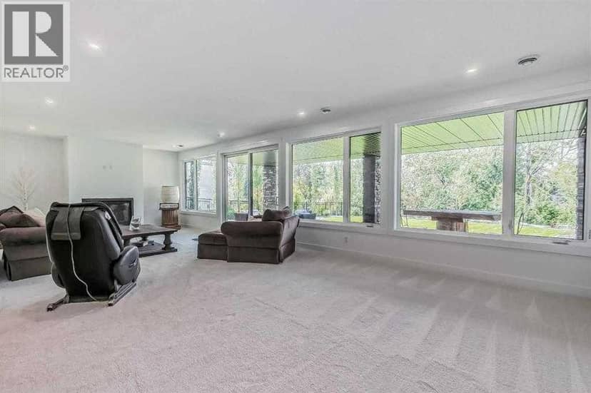 276 Cranbrook Point SE — photo 34 of 40