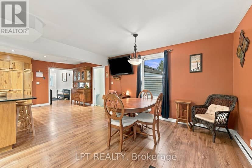 254 Victoria Street — photo 19 of 40