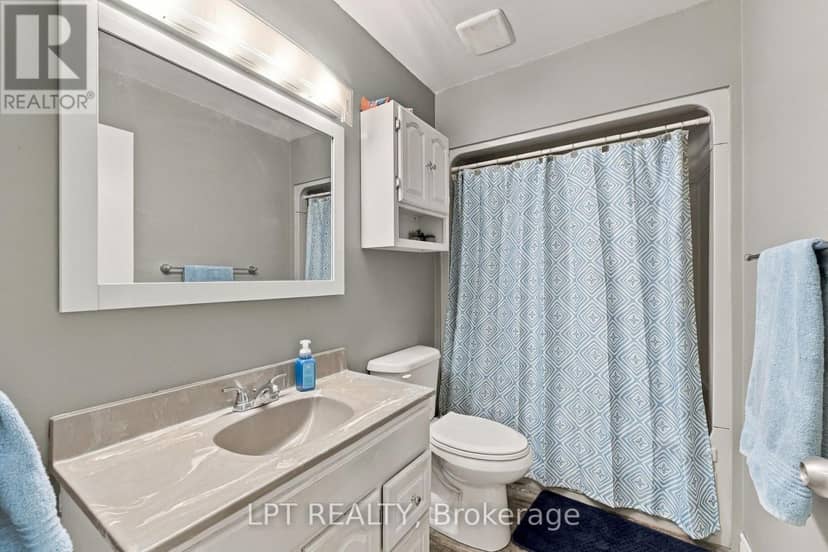 254 Victoria Street — photo 23 of 40