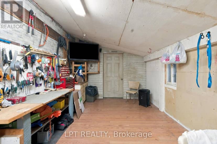 254 Victoria Street — photo 34 of 40