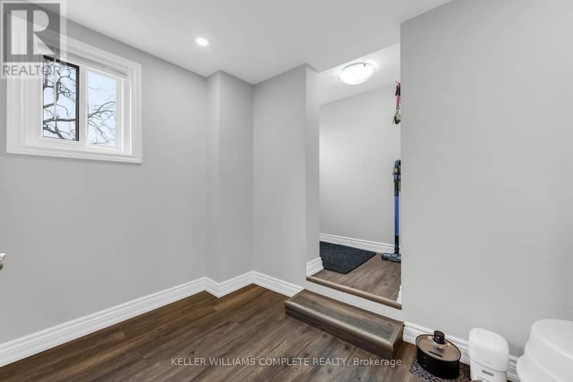 175 Wellington Street — photo 20 of 29