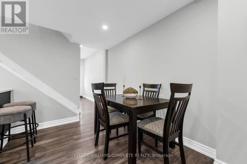 175 Wellington Street — photo 8 of 29