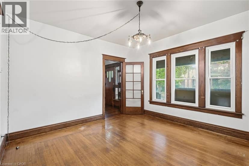58 CONNAUGHT Avenue S, Hamilton, photo 8