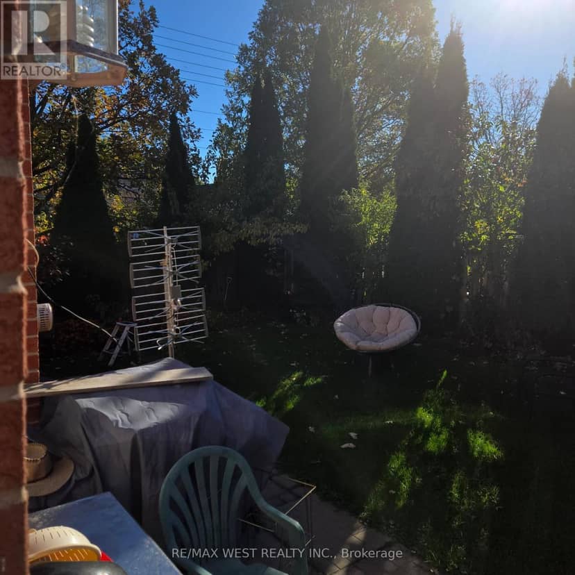 883 Strouds Lane, Pickering, photo 7