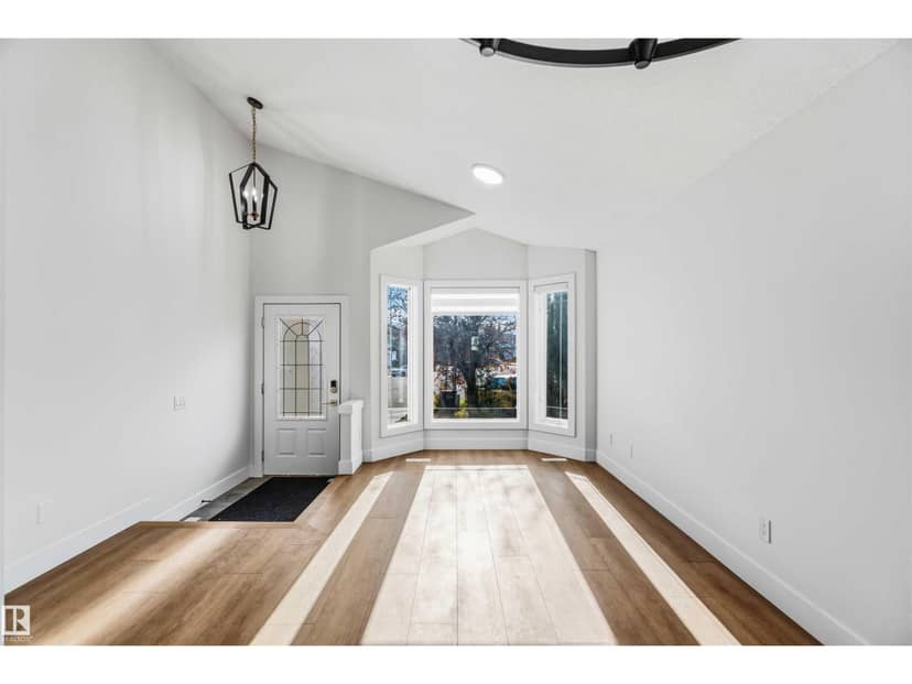 343 Jillings Cr NW — photo 16 of 40