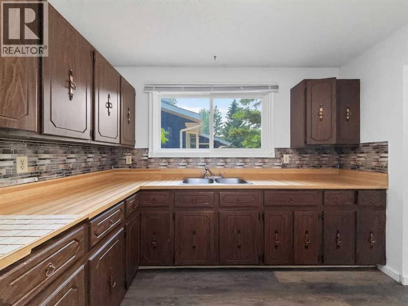 207 Deer Ridge Way SE, Calgary, photo 7