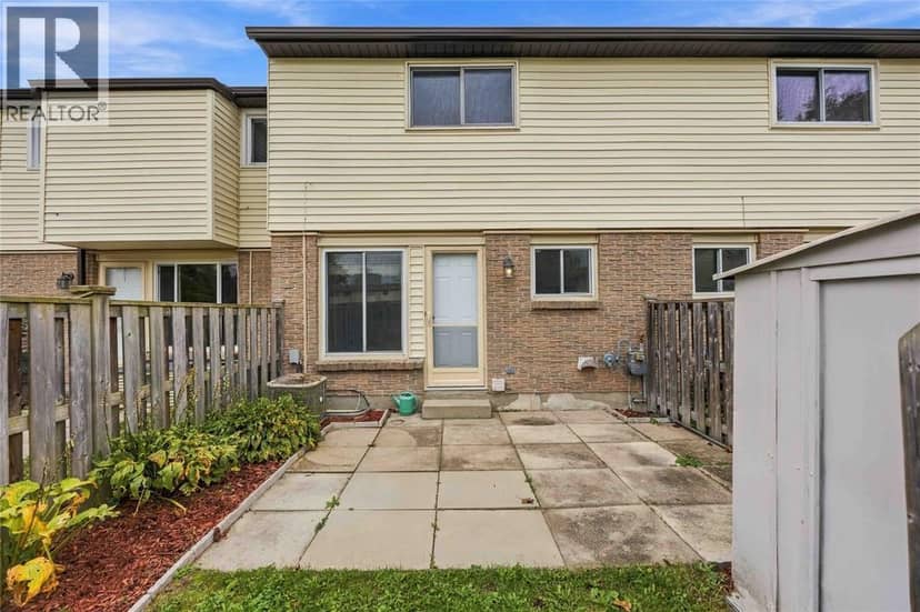 215 TRUDEAU DRIVE Unit# 59 — photo 26 of 29