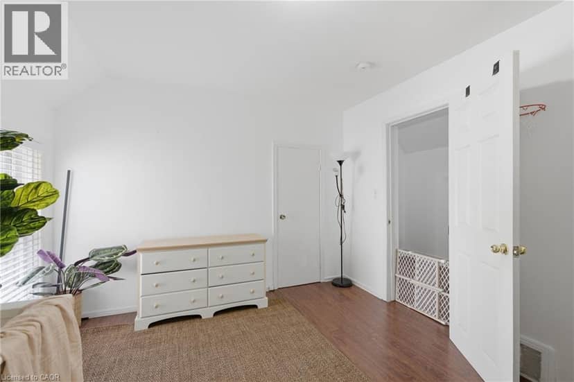 126 NIAGARA Street — photo 28 of 40