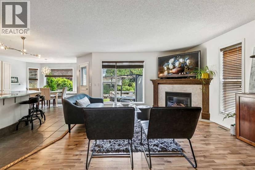 248 Douglas Ridge Green SE, Calgary, photo 6