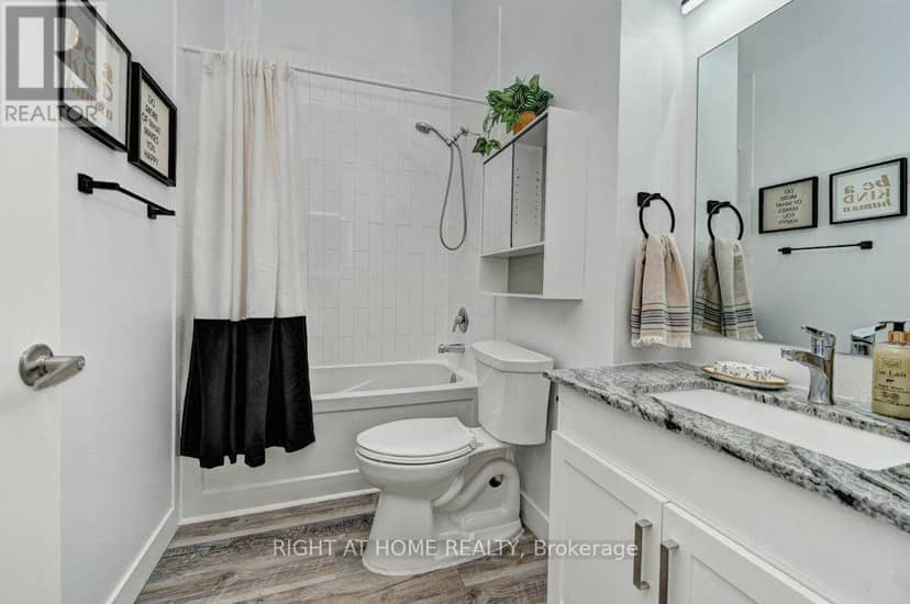218 - 100 Garment Street — photo 18 of 29