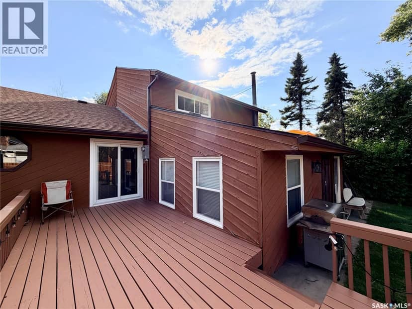 2173 Douglas AVENUE — photo 37 of 40