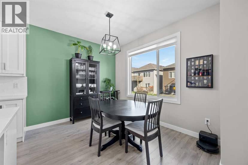 1075 Stevens Place — photo 11 of 40
