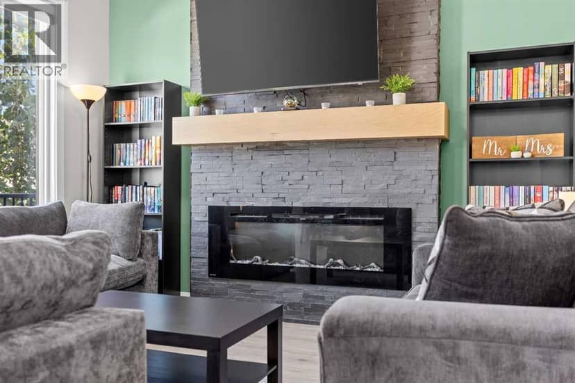 1075 Stevens Place — photo 13 of 40