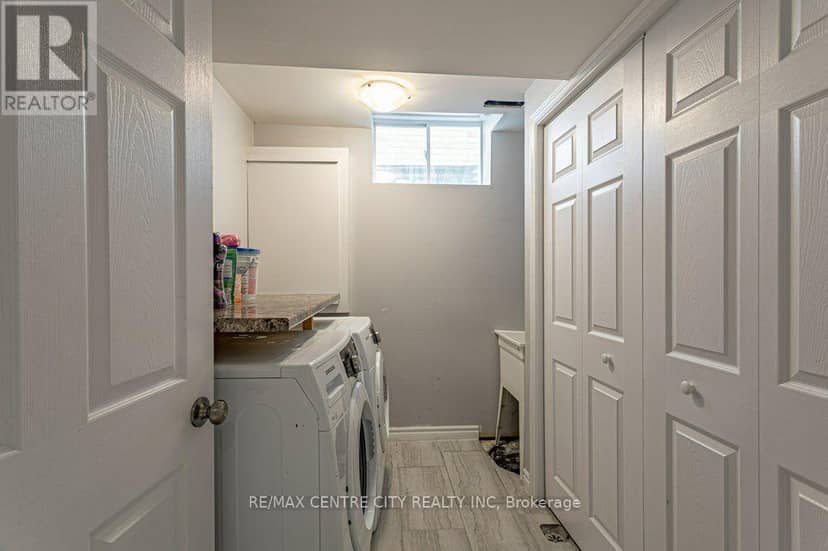320 Rossmore Court — photo 16 of 36