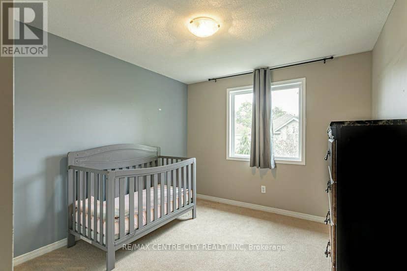 320 Rossmore Court — photo 18 of 36