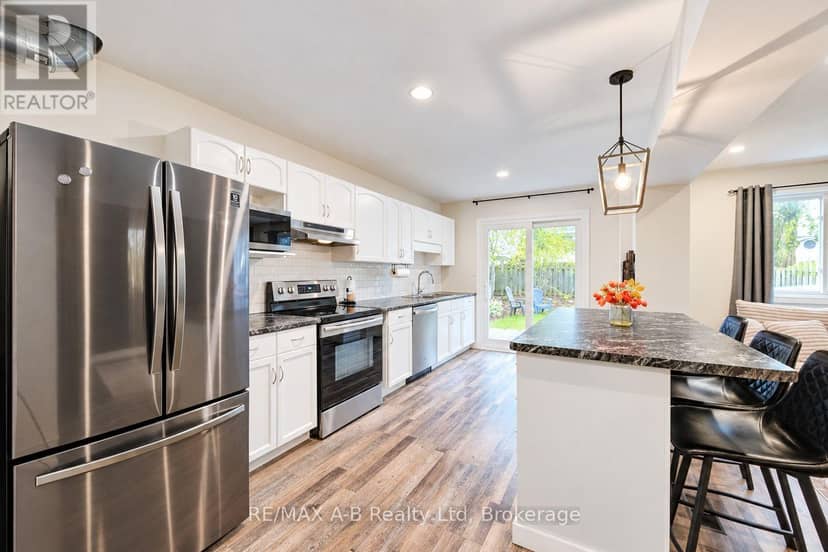 78 Hostetler Road, Wilmot, photo 8