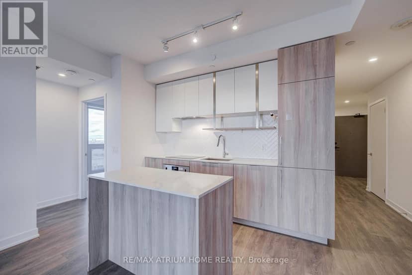 2204 - 15 Holmes Avenue — photo 9 of 29