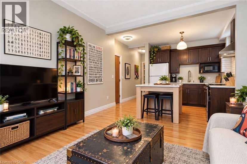 802 KING Street W Unit# 2 — photo 12 of 25