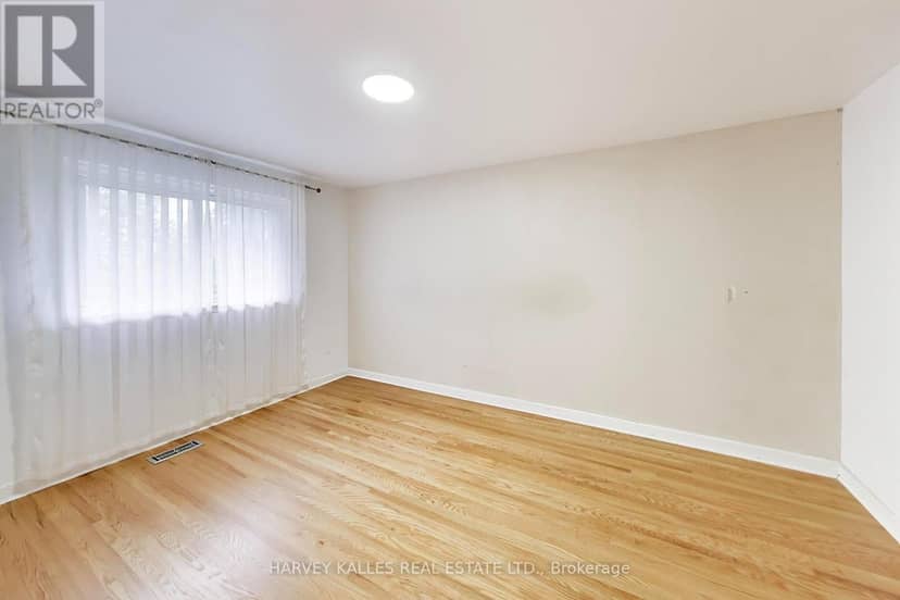 80 Sherwood Forest Drive — photo 10 of 40