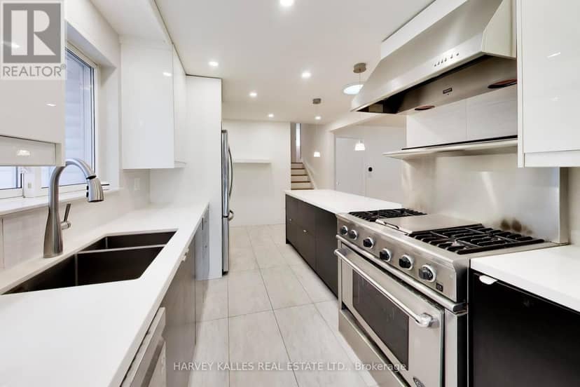 80 Sherwood Forest Drive — photo 9 of 40