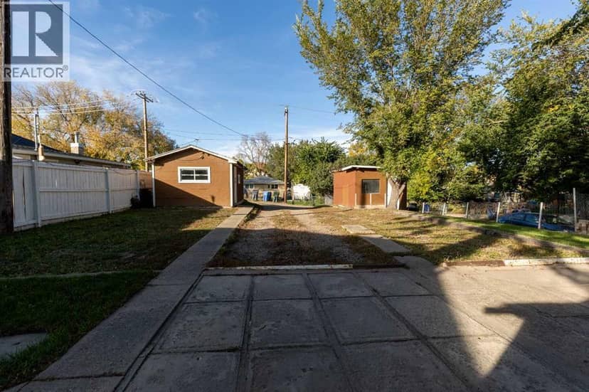 1114 Bridge Street SE — photo 33 of 37