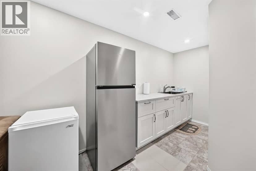 159 Erin Grove SE — photo 33 of 40