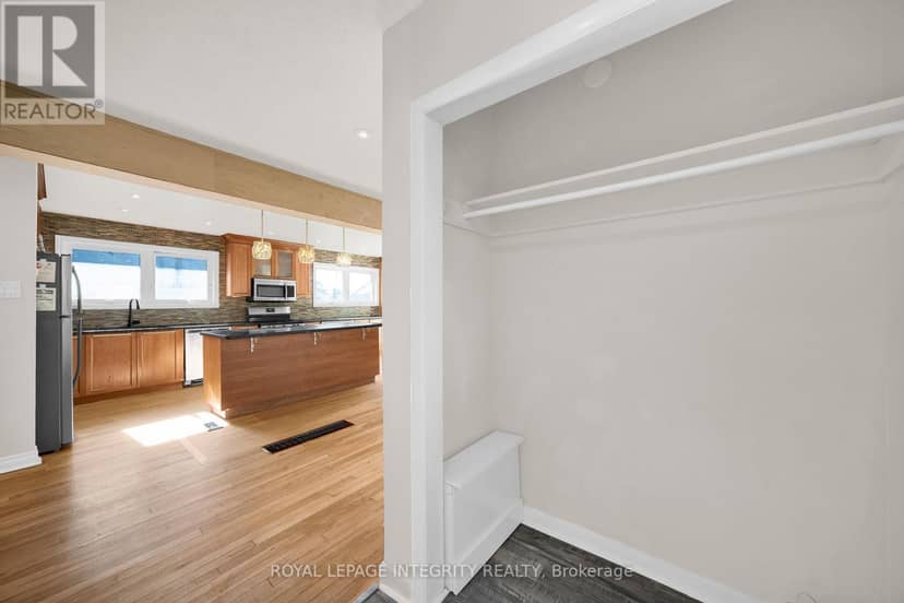 2408 Drury Lane, Ottawa, photo 5